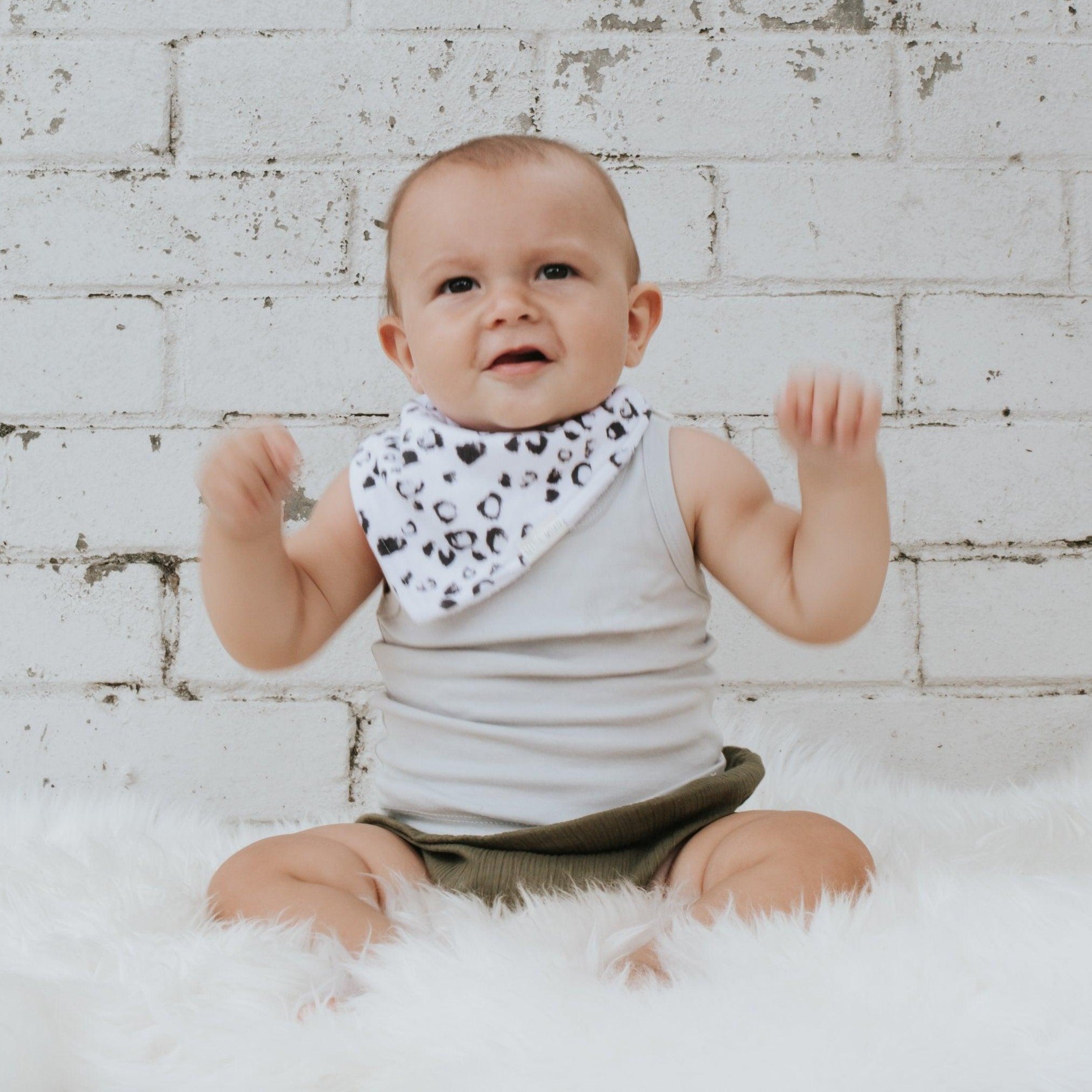 Little Leopard Dribble Bib - Zoesage