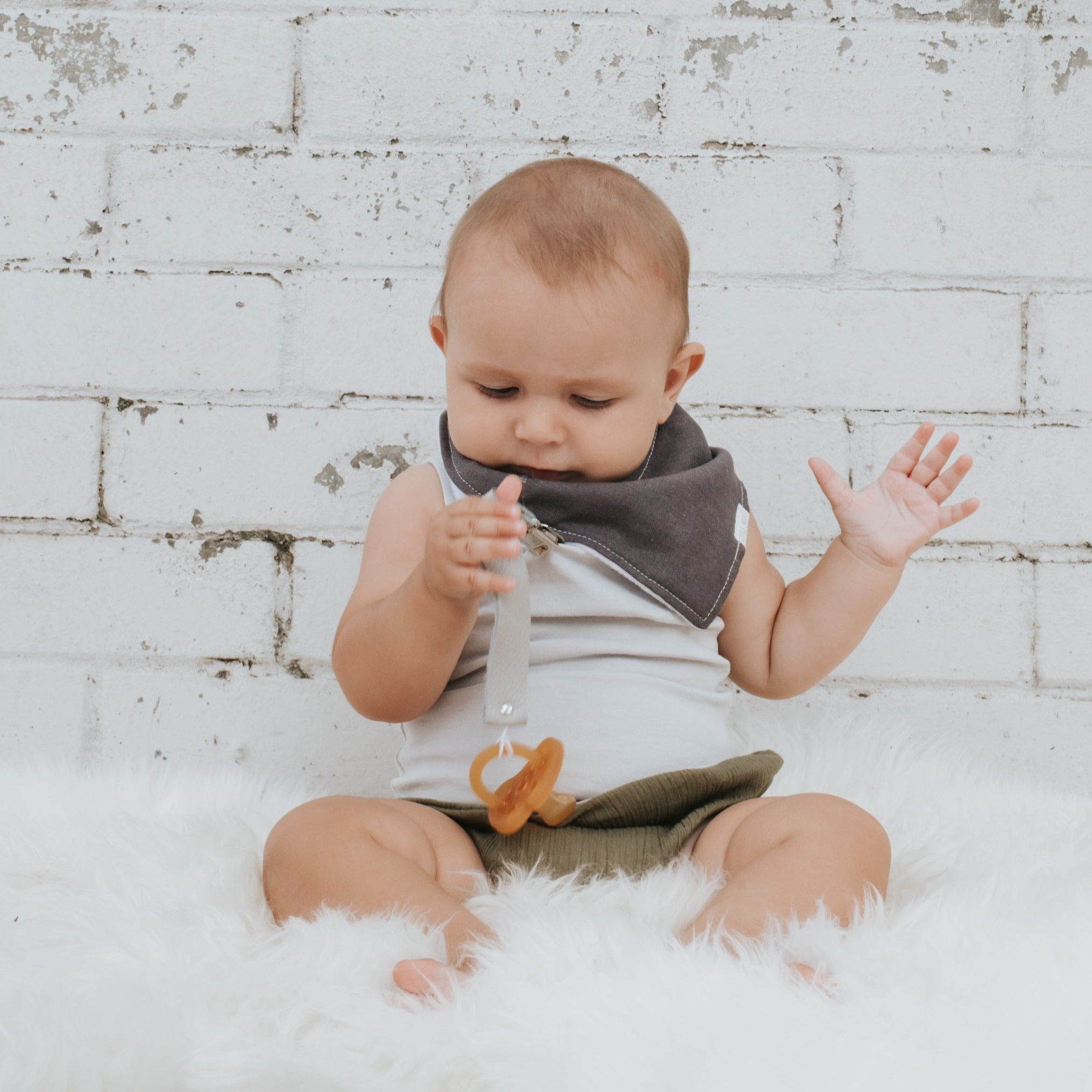 Linen Dribble Bib | Sale Bundle-Zoesage